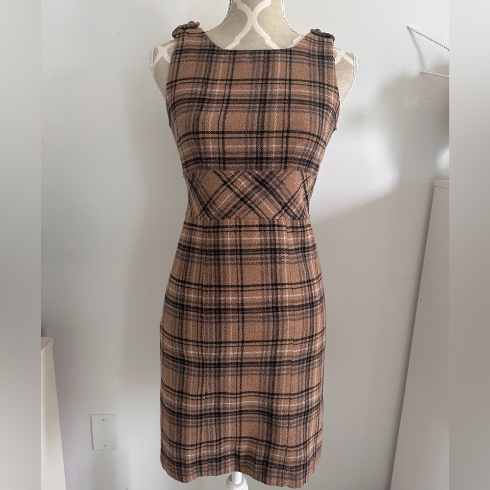 Nicest Burberry vibes dress from Alfred sung in perfect condition